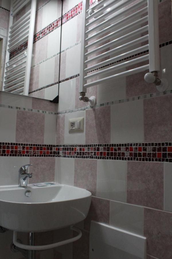 Chambre Lits Jumeaux avec Salle de Bains Privative