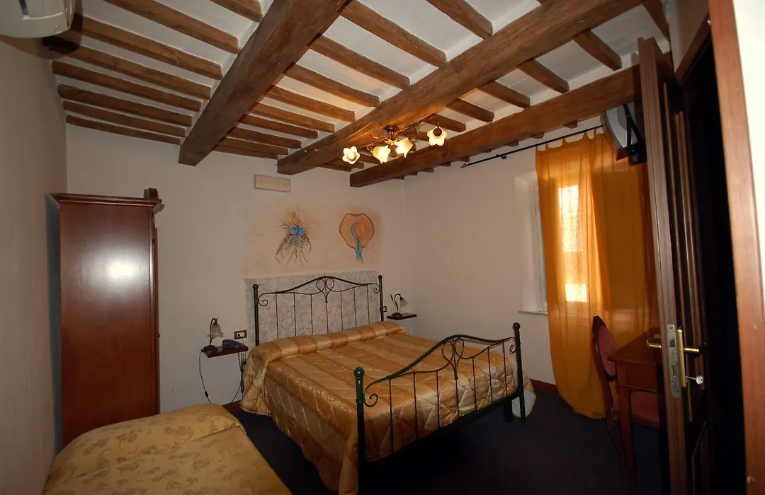 Hotel Leonardo-1